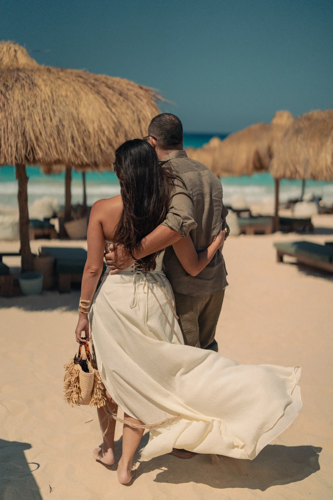 Summer fashion and sea breeze at Route 5