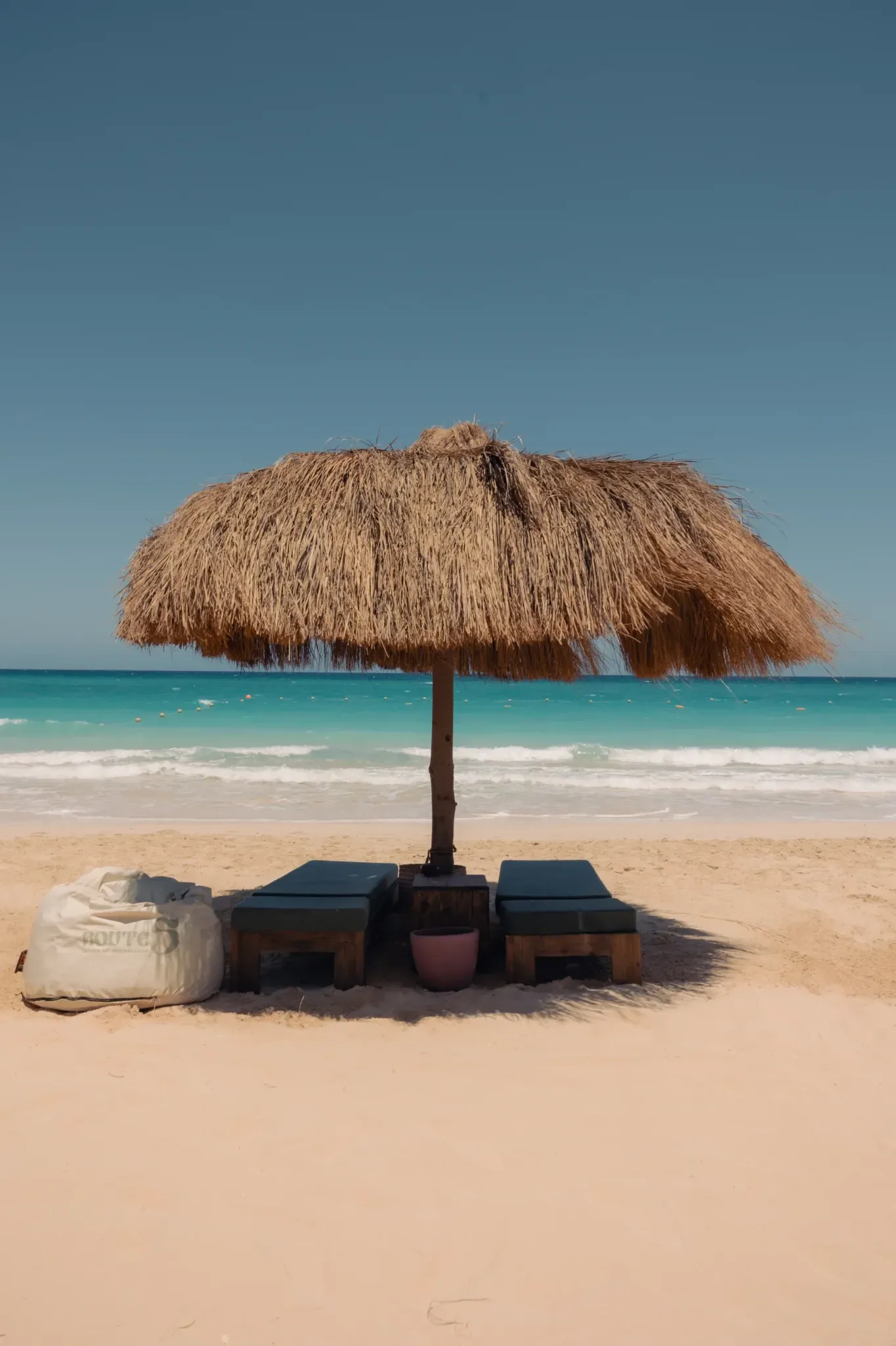 Route 5 premium umbrella and loungers